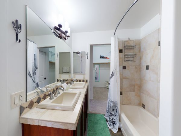 Tucson Home 1025183
