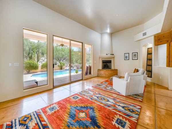 Tucson Home 1025186