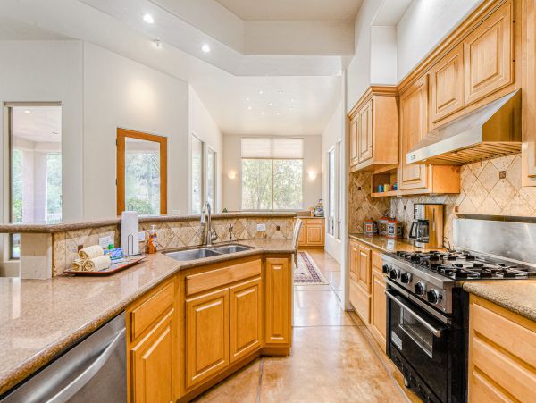 Tucson Home 1025186