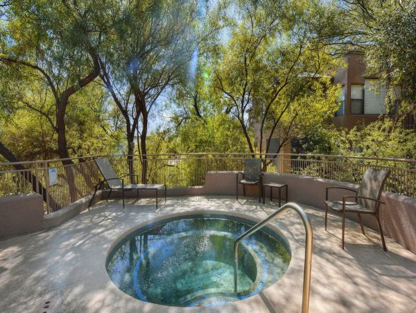 Tucson Home 1025187