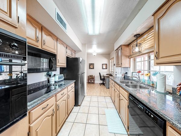 Tucson Home 1025192