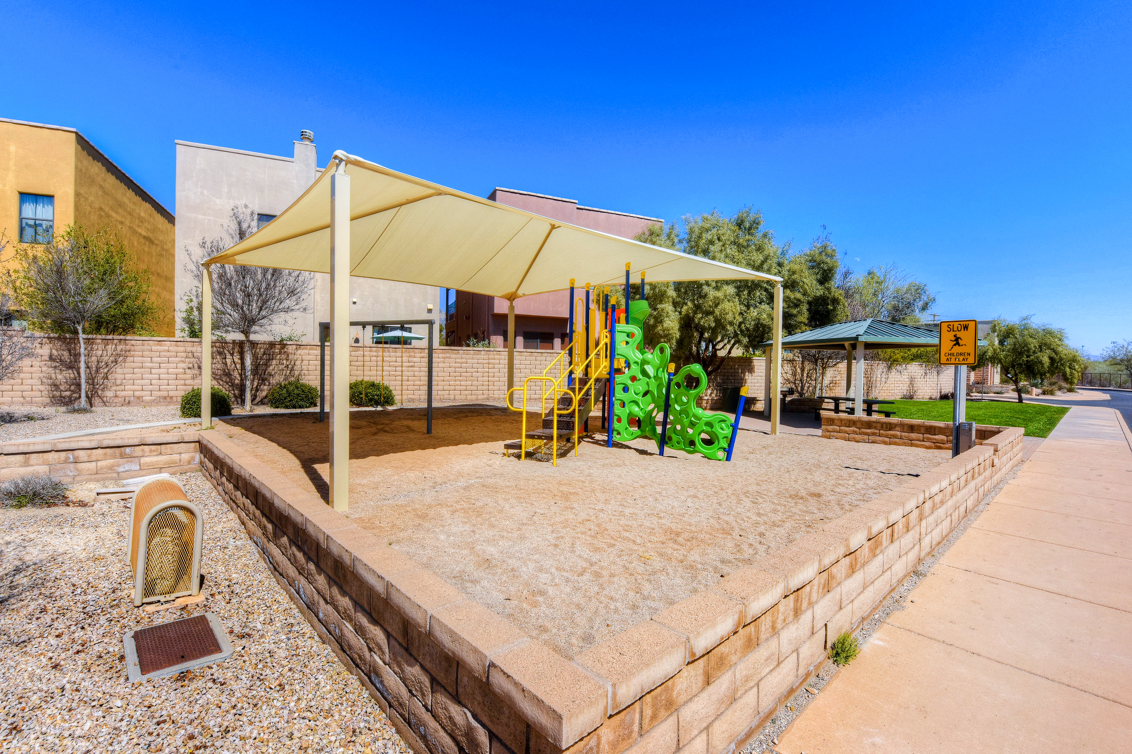 Tucson Home 1025194