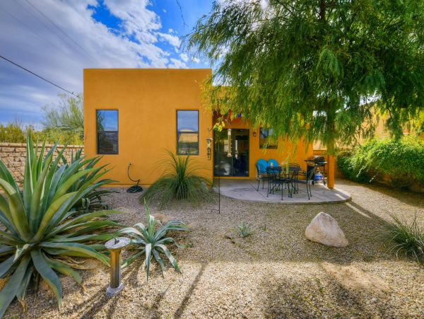 Tucson Home 1025196