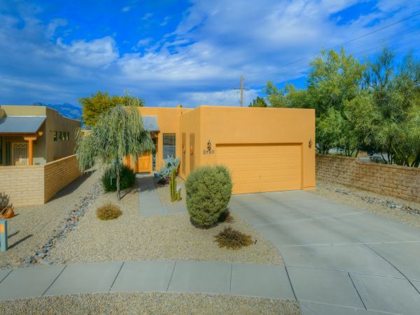 Tucson Home 1025196