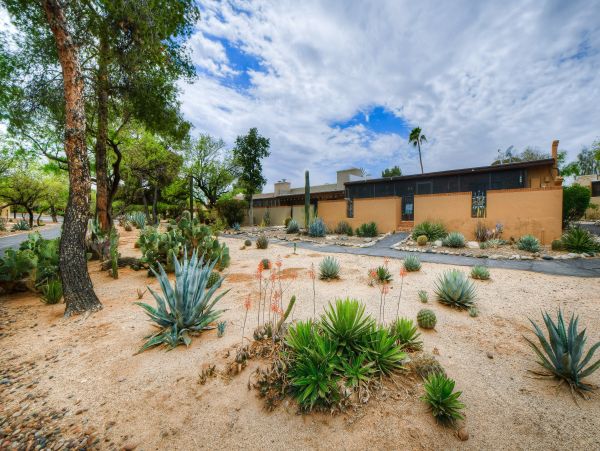 Tucson Home 1025199