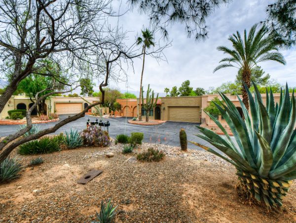 Tucson Home 1025199