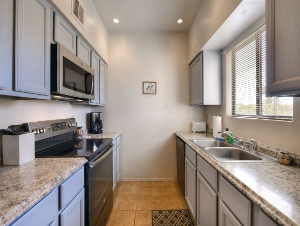 Tucson Home 1025206