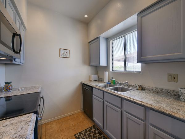 Tucson Home 1025206