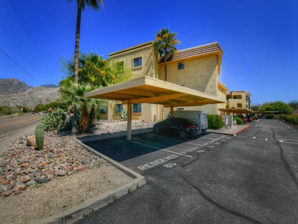 Tucson Home 1025206
