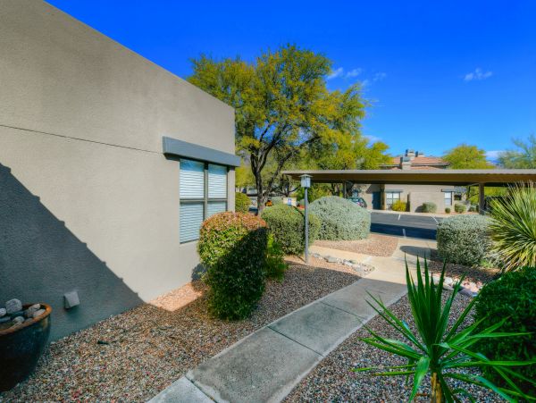 Tucson Home 1025207