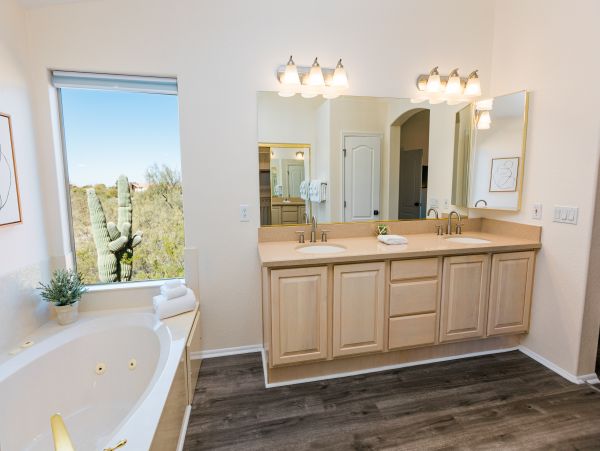 Tucson Home 1025208