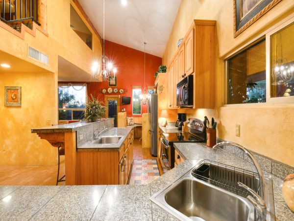 Tucson Home 1025209