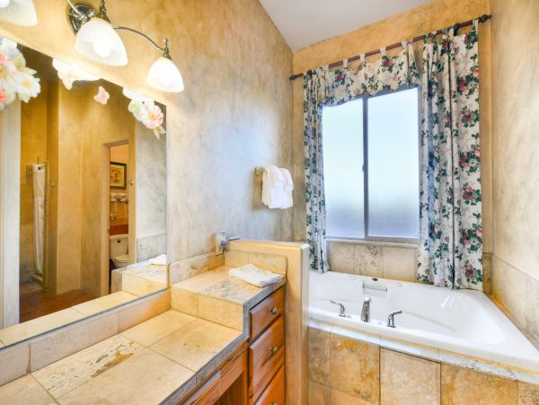 Tucson Home 1025209