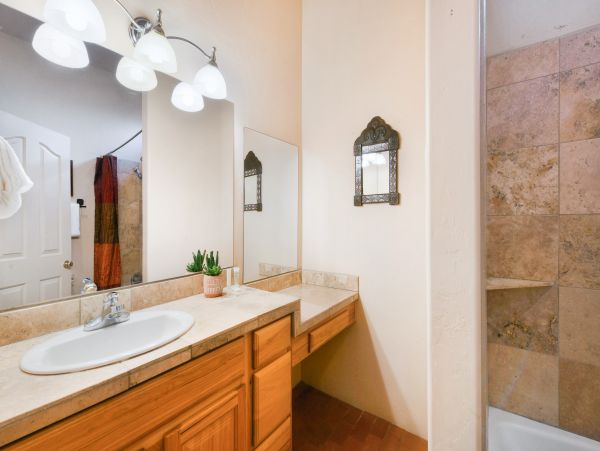Tucson Home 1025209
