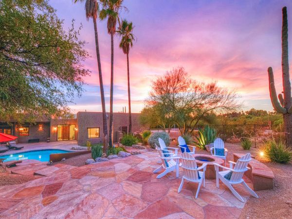 Luxury Tucson Vacation Home Five Bedroom