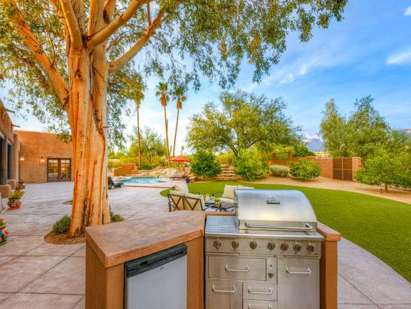 Luxury Tucson Vacation Home Five Bedroom