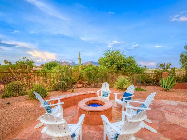 Luxury Tucson Vacation Home Five Bedroom