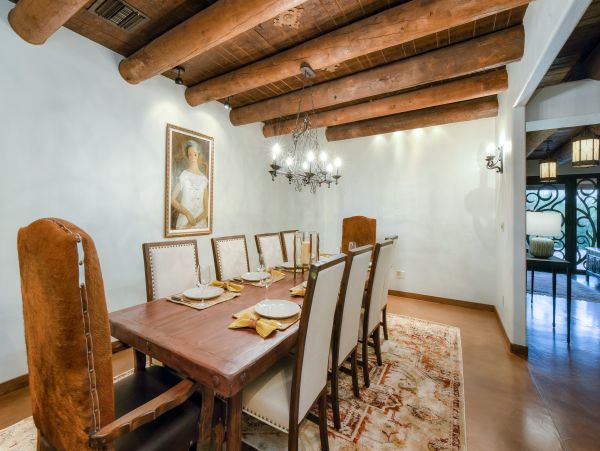 Luxury Tucson Vacation Home Five Bedroom