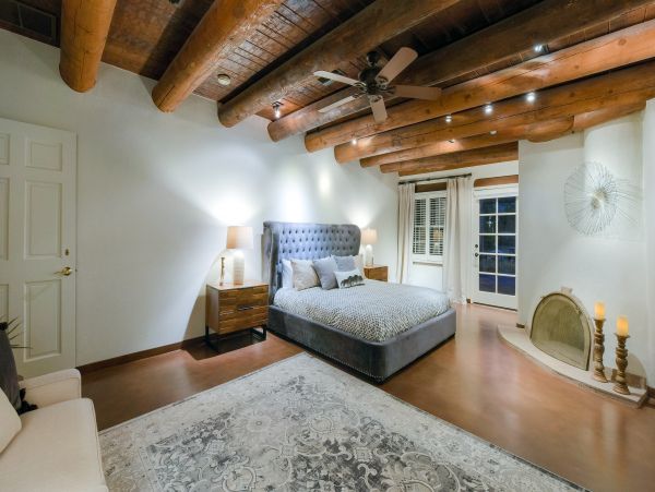 Luxury Tucson Vacation Home Five Bedroom