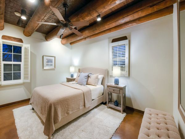 Luxury Tucson Vacation Home Five Bedroom