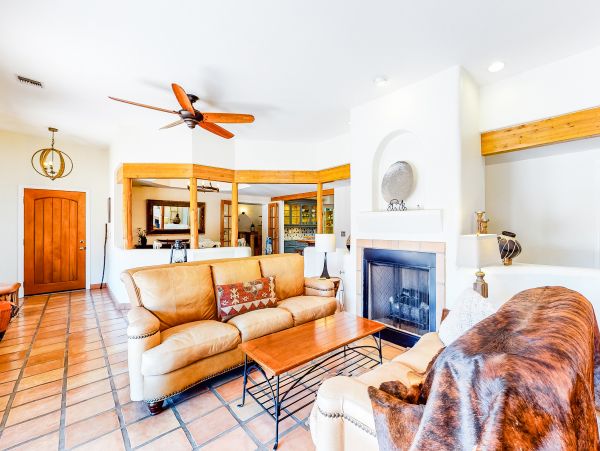 Tucson Home 1025211
