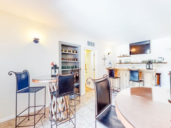 Tucson Home 1025211