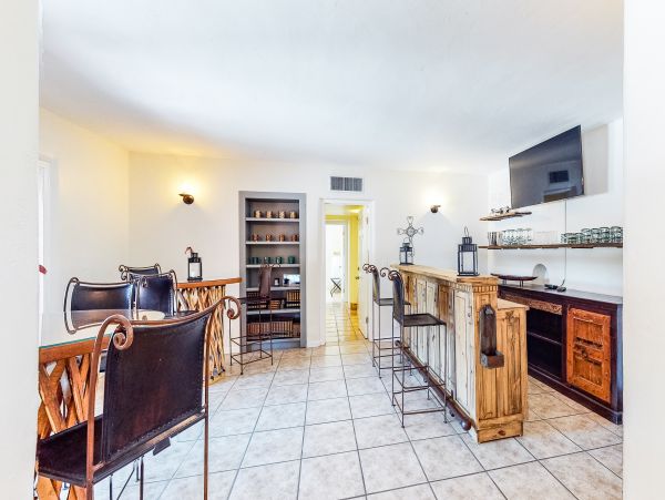 Tucson Home 1025211