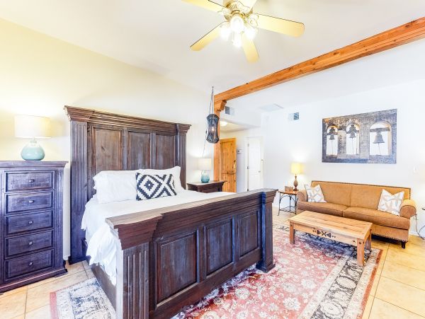 Tucson Home 1025211