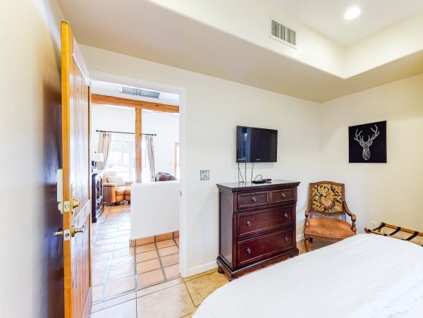 Tucson Home 1025211