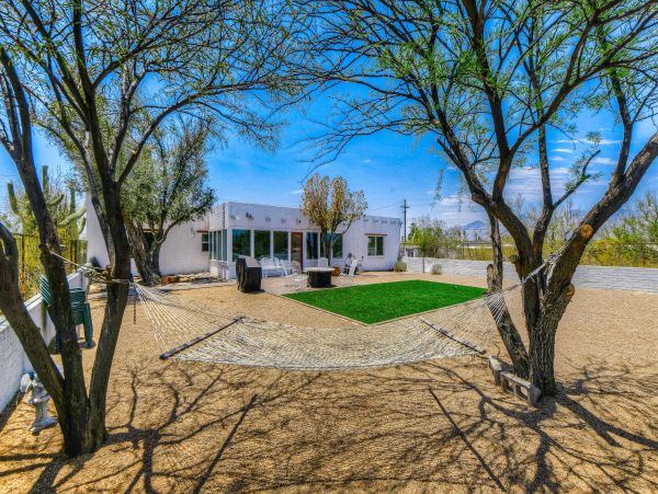 Tucson Home 1025212