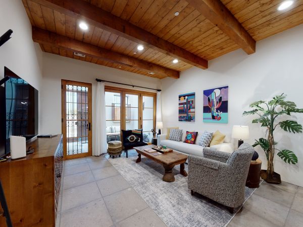 Tucson Home 1025215