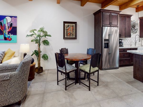 Tucson Home 1025215