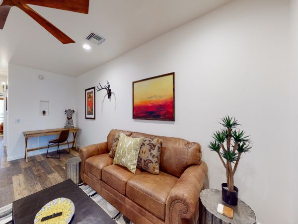 Tucson Home 1025215