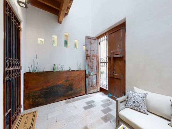 Tucson Home 1025215