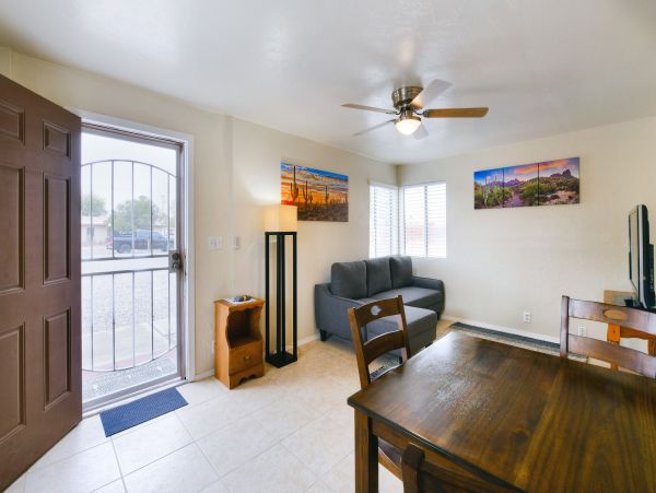 Tucson Home 1025216