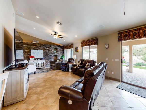 Tucson Home 1025217