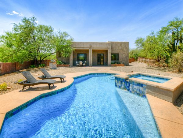 Tucson Home 1025221