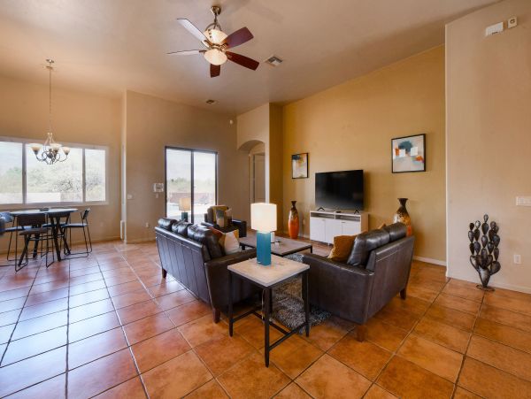 Tucson Home 1025221