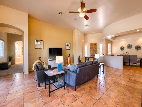 Tucson Home 1025221
