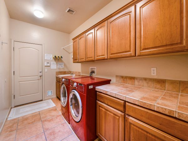 Tucson Home 1025221