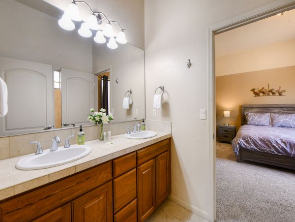 Tucson Home 1025221