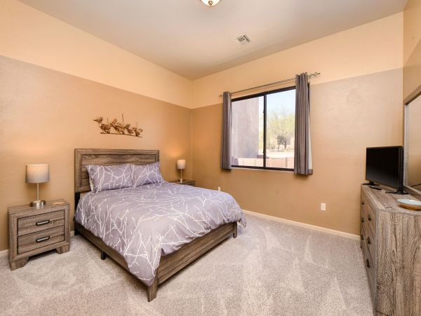 Tucson Home 1025221