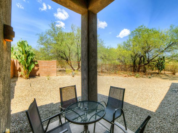 Tucson Home 1025221