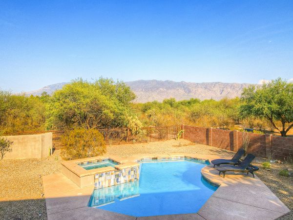 Tucson Home 1025221