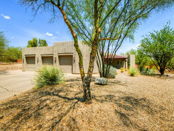 Tucson Home 1025221