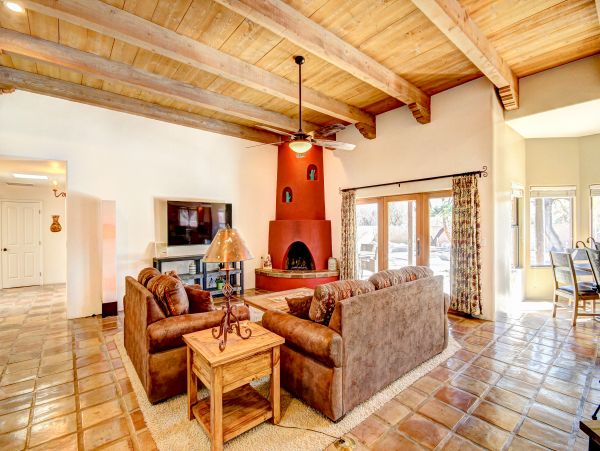 Tucson Home 1025222