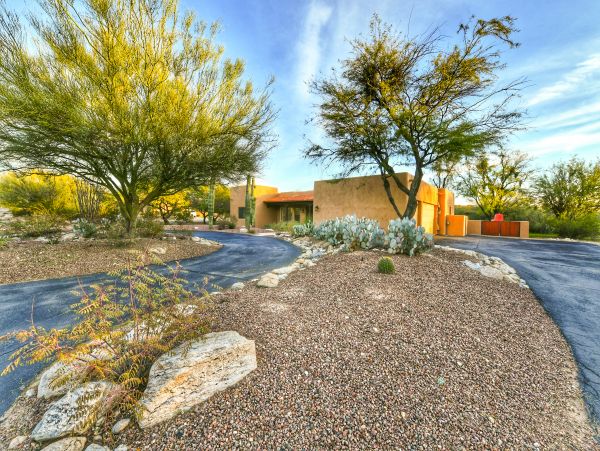 Tucson Home 1025222