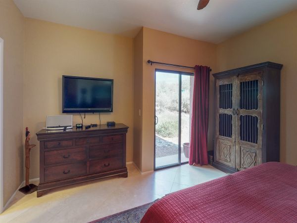 Tucson Home 1025225