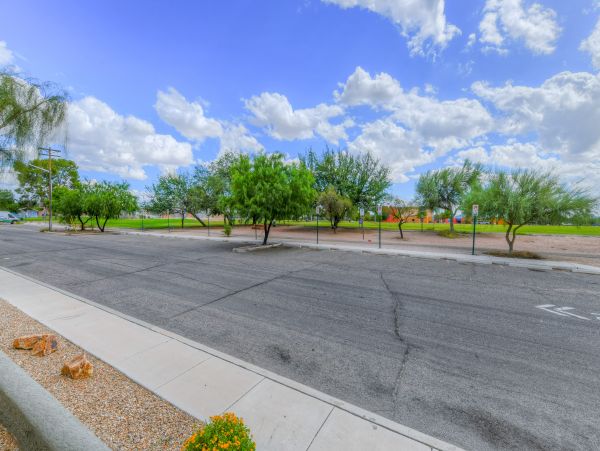 Tucson Home 1025228