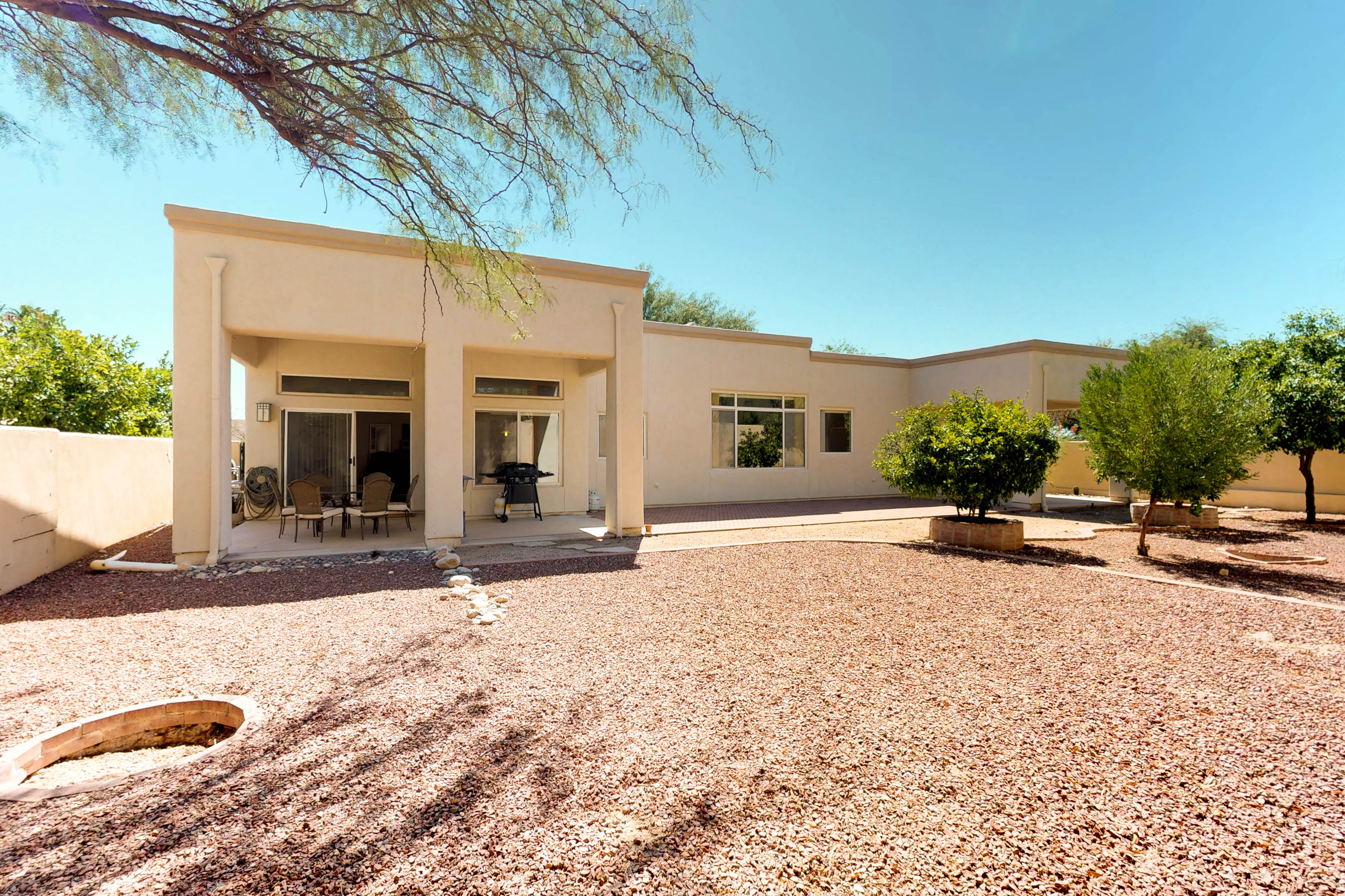 Tucson Home 1025231